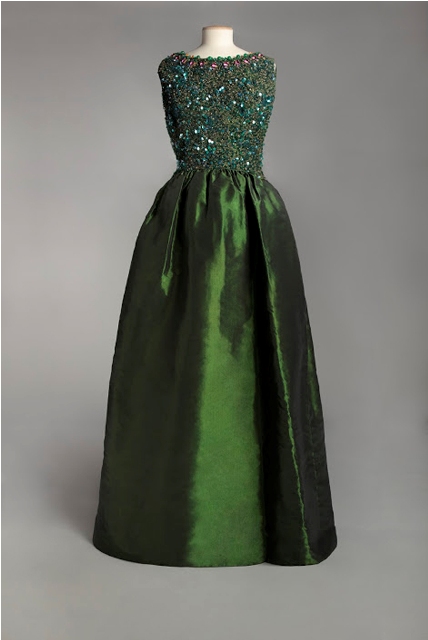 Traje de noche