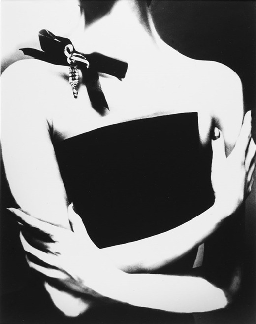 Nº 107 - ABOUT FASHION: FOTOS DE MODA EN EL MUSEO BALENCIAGA