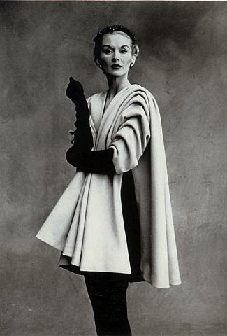Nº 108 - ABOUT FASHION: FOTOS EN EL MUSEO BALENCIAGA