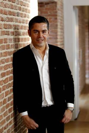 Nº 111 - JORGE VÁZQUEZ QUIERE DESFILAR EN NUEVA YORK