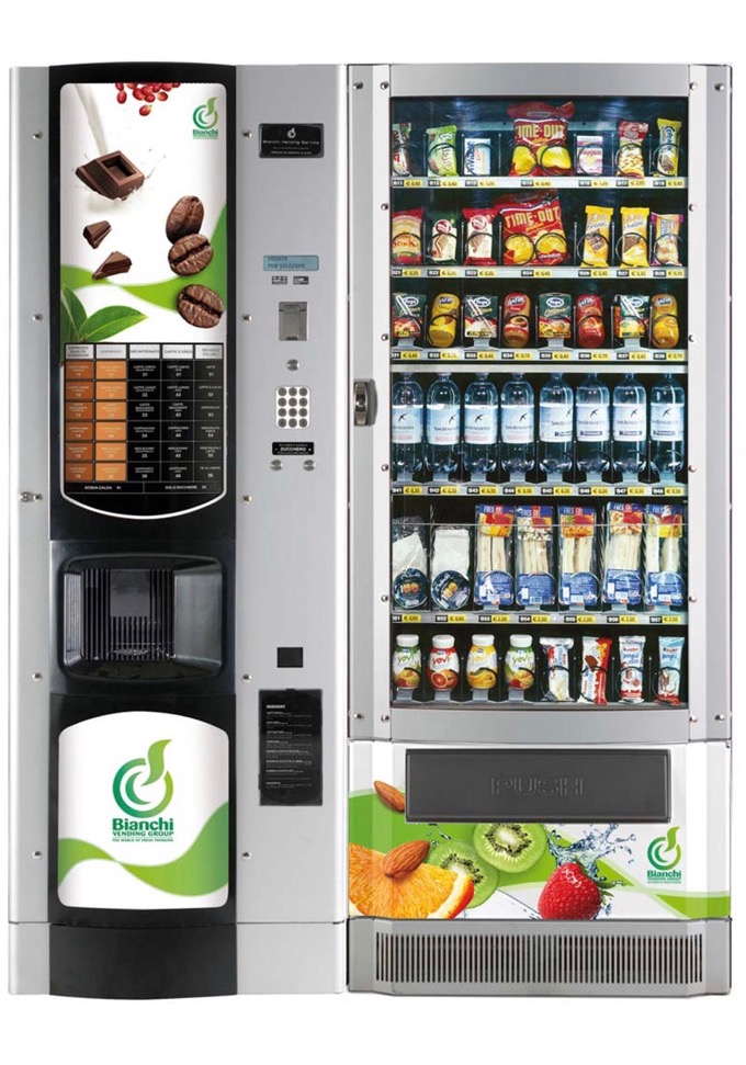 Tradicional máquina de snacks y bebidas