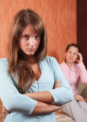 Nº 92 - MODA Y CONFLICTOS FAMILIARES