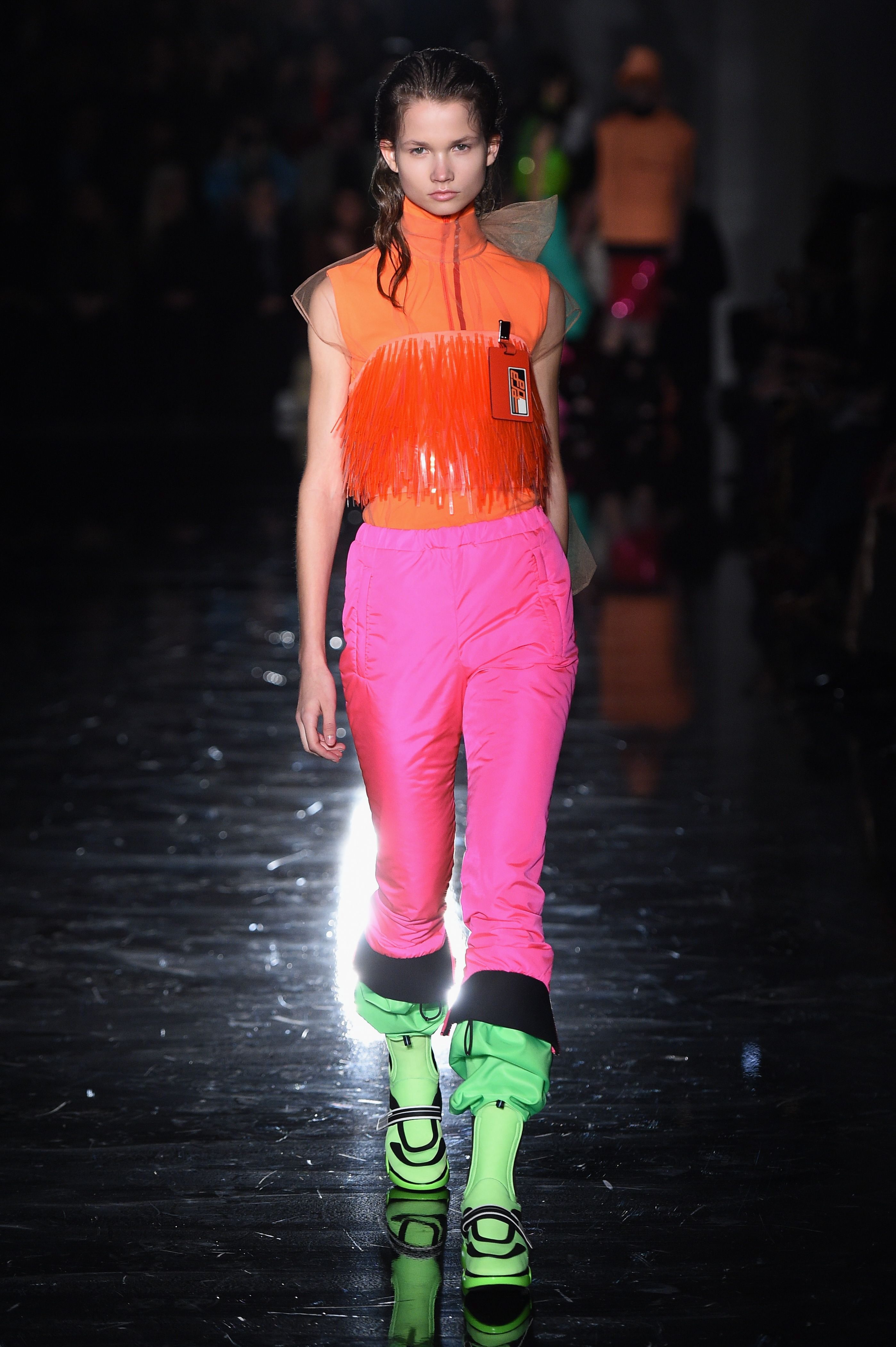 asmoda.Models.Custom.FotosVista